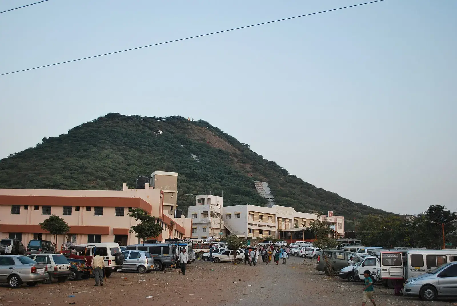Chotila hill with the Chamunda Mata temple above the town