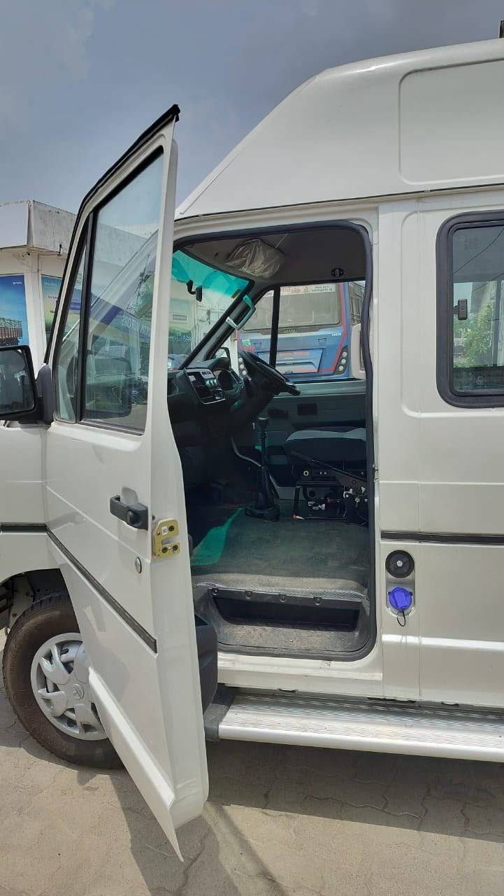Shiv Safar Tempo Traveller 12-Seater